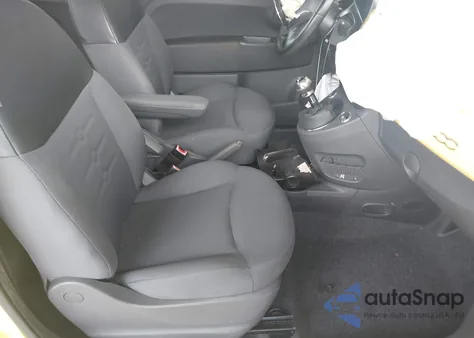 2013 Fiat 500 Pop z USA, uszkodzony, nr VIN 3C3CFFAR6DT678163